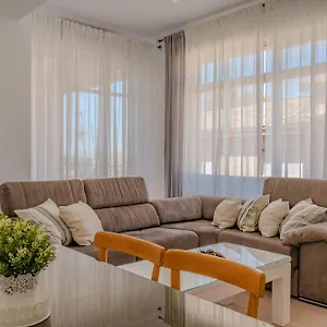 Apartamento Living Ii, Cazorla
